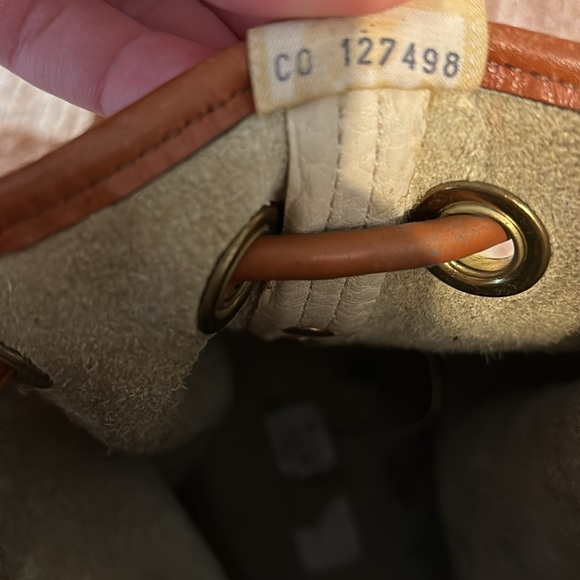 Vintage Dooney & Bourke Crossbody - Picture 7 of 7